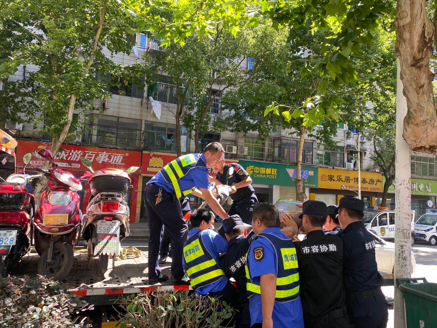 配合相关单位进行交通车辆整改